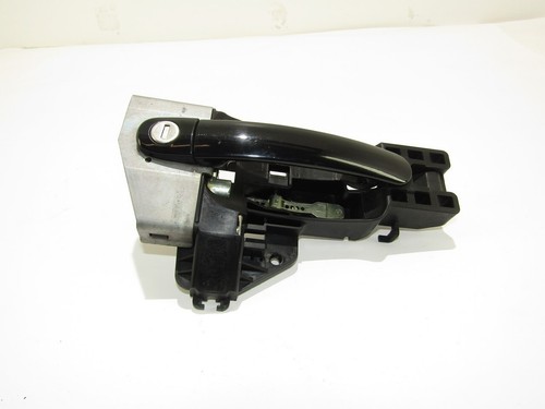 Audi 2009 door handle - tt,