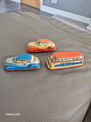 Wind tin plate toy cars - up,