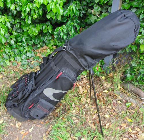 Division oakley golf stand - 5,