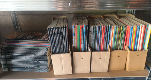 White dwarf magazines - white,