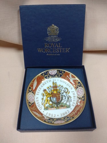 Royal worcester queen - royal,