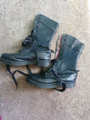 Doc martens triumph - doc, 1914