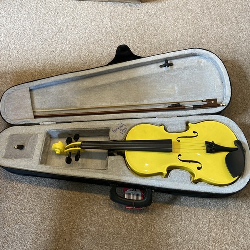 Yamaha violin with case - violin,
