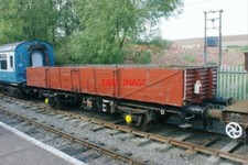 PHOTO  AN UNKNOWN BR LONG-WHEELBASE 5-PLANK FITTED OPEN GOODS WAGON AT BARROW HI