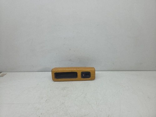Volvo v50 front left - mw,