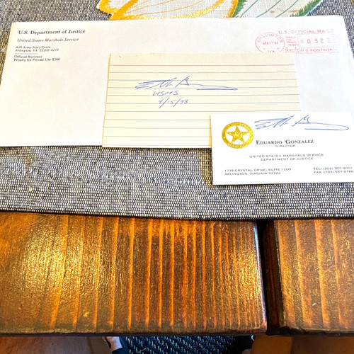 Eduardo gonzalez signed - gonzalez, us
