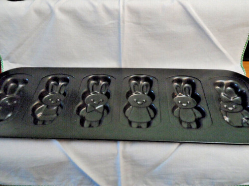 Wilton chocolate mould tray - wilton,