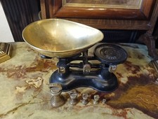 Antique Victoria Black Cast Iron Brass Weighing Scales with5 Bell Brass Weights