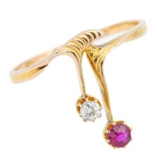 Dainty Yellow Gold 14K Old Cut