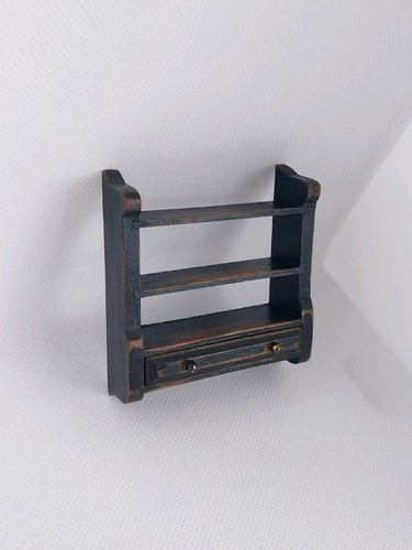 12th scale dollshouse - 1/12th,