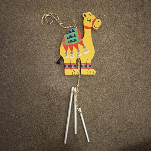 Camel hanging wind - camel,