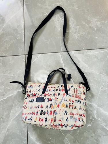 Radley london circus pictures - london,