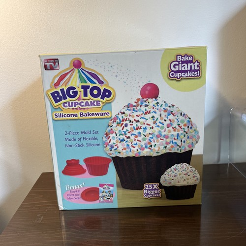Oversized cupcakes cake mold - oversized,