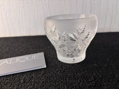 Lalique france clear frosted - france,