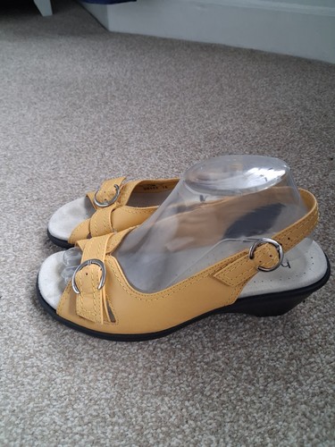 Hotter ocre leather - leather, sandals