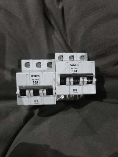 Mem pole 10amp mcb type - m9, 3
