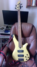 yamaha bass guitar  RBX 374