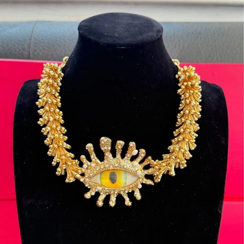 Vintage statement eye banquet - eye,