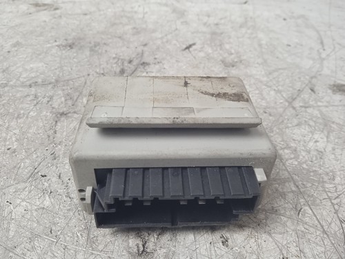 5kg00531107 relay volvo - relay, c70