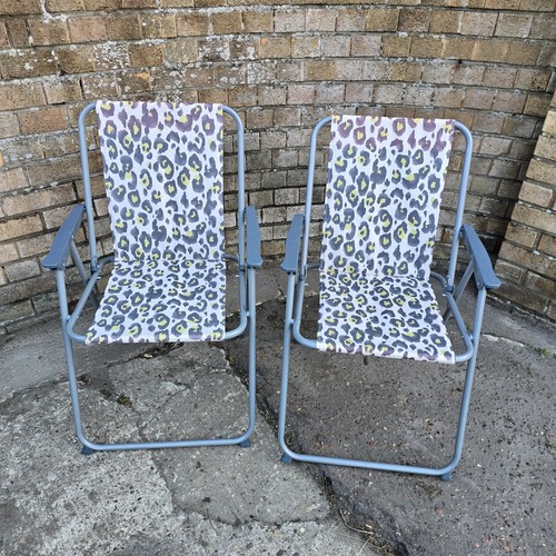 Vintage folding deck chairs - folding, x2