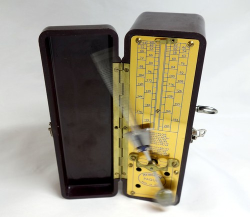 Vintage pocket metronome - pocket,