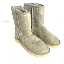 UGG Classic Mid-Calf Boots