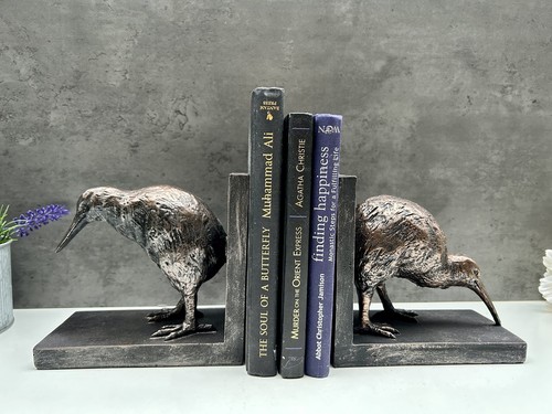 Pair bird bookends book - of,