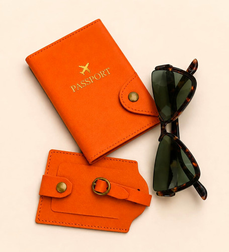 Orange faux leather passport - orange,
