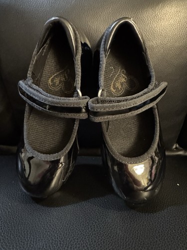 Toddler girls black tap shoes