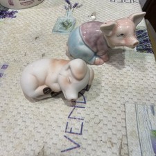 Vintage 2” Kitschy Ceramic