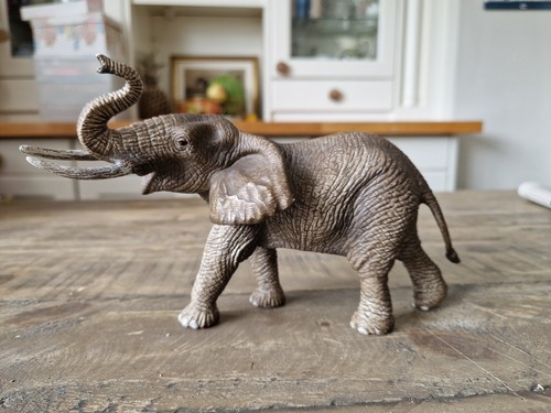Schleich african elephant male - elephant,