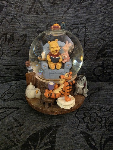 Disney vintage winnie - disney, winnie-the-pooh
