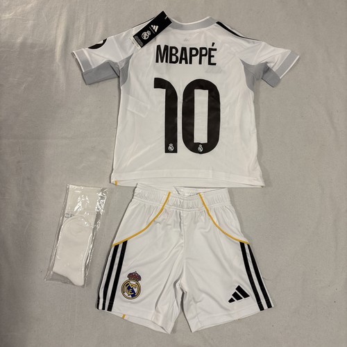 Bnwt real madrid home - bnwt,
