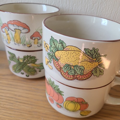 Vintage stacking large soup - vintage,