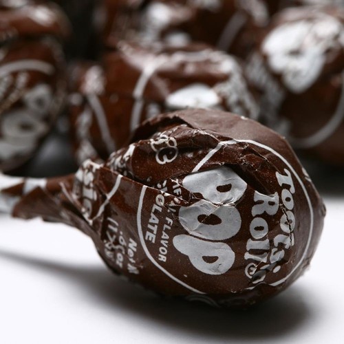100 chocolate tootsie - chocolate, roll