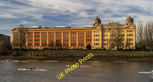 Photo 12x8 harrods - harrods, furniture