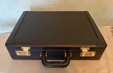 Masters of London Black