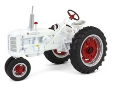 ERTL - FARMALL C Demonstrator White - 75th Anniversary - Prestige Collection ...