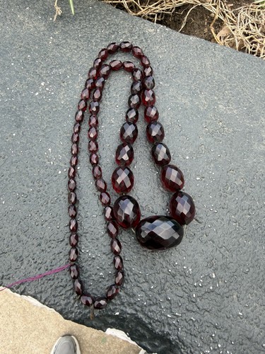 Wonderful amber cherry - amber,