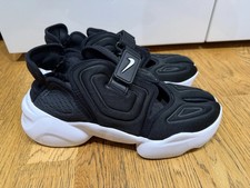 Nike Aqua Rift Black White