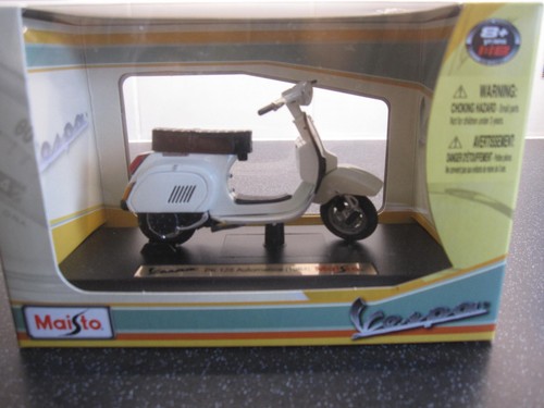 Vespa model scooter - model,