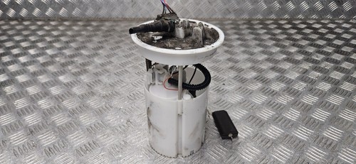 Mazda ts2 2011 6 - 3, petrol