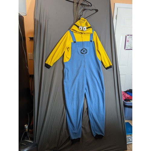 Despicable minion one piece - me,