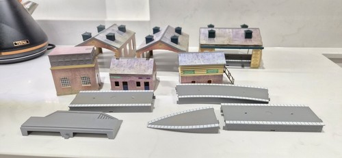 Joblot hornby buildings - of,