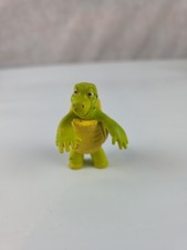 Rare Vintage Over The Hedge