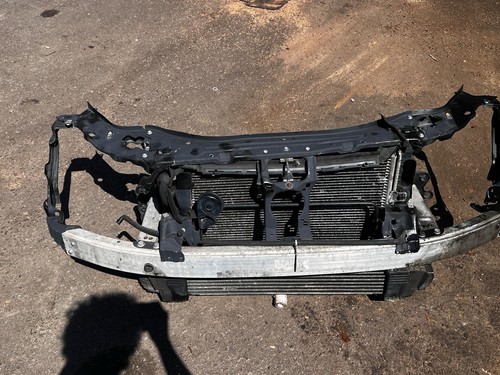 Front panel rad pack mercedes - front,