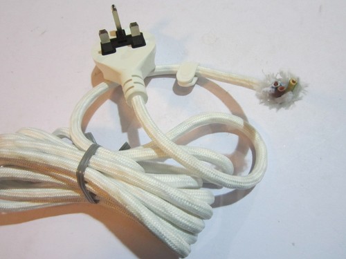 White bosch steam iron braided - white,