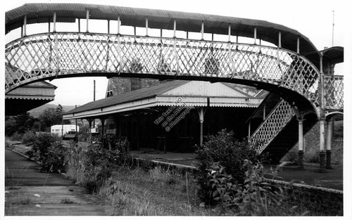 Tavistock north train station - train,