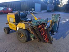 Ride-on commercial cylinder hydraulic mower - Howard Price Turf Blazer 727