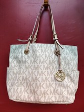 Michael Kors Jet Set Ivory &